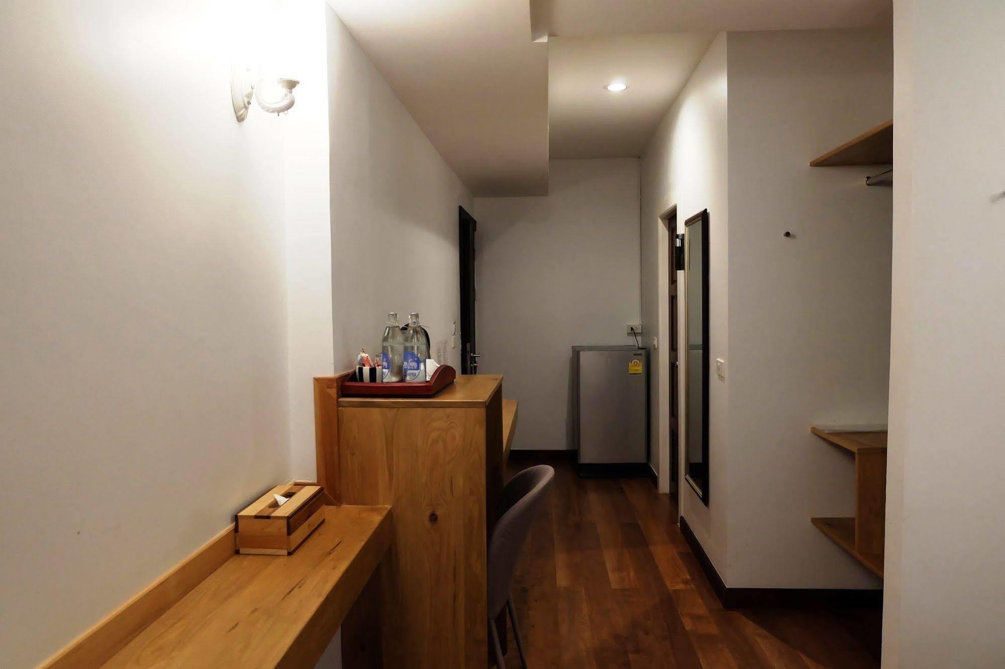 Cozy@9Hotel&Kitchen Banguecoque Exterior foto